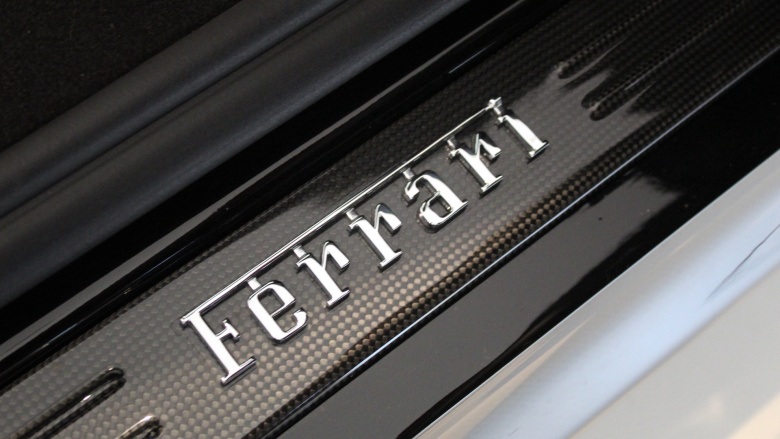 Ferrari SF90 Spider 4.0T V8 7.9kWh Convertible 2dr Petrol Plug-in Hybrid F1 DCT 4WD Euro 6 (s/s) (986 ps) Convertible